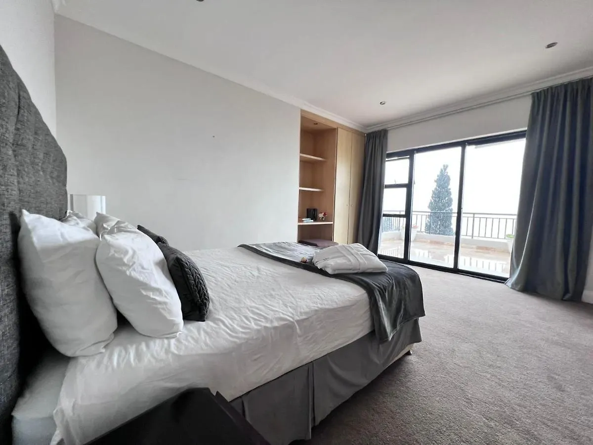Villa La Vida Cape Town Bed & Breakfast
